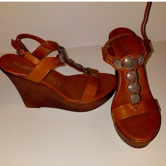 stuart weitzman flip flops